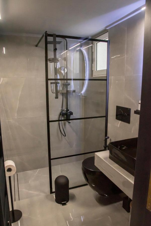 Luxury Premium Suite In Chalkís 外观 照片